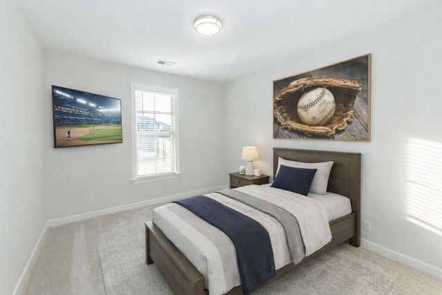 5143 E LAWRENCEBURG LN, Lakeland, TN 38002