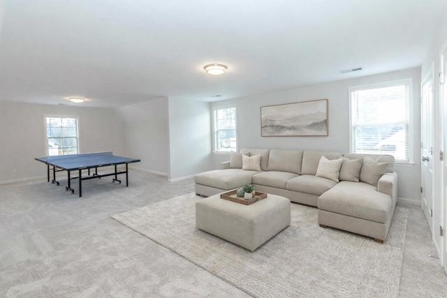 5143 E LAWRENCEBURG LN, Lakeland, TN 38002