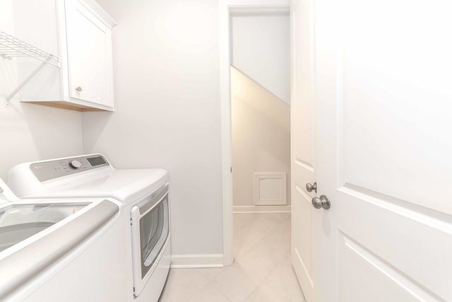 5143 E LAWRENCEBURG LN, Lakeland, TN 38002