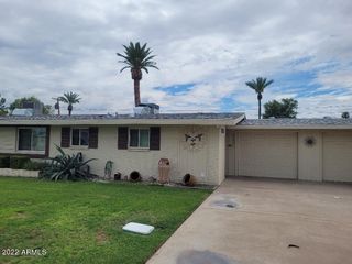 10605 W OAKMONT Drive, Sun City, AZ 85351