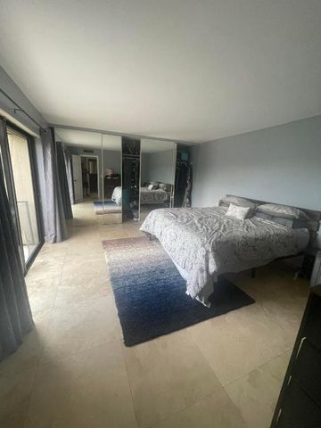 47 Lake Arbor Drive, Palm Springs, FL 33461