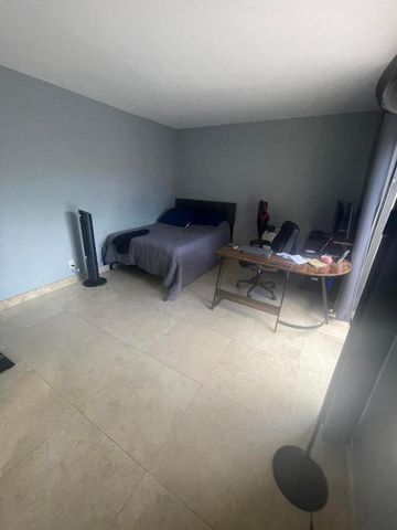 47 Lake Arbor Drive, Palm Springs, FL 33461