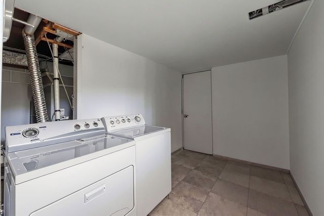 12211 S Harding Avenue, Alsip, IL 60803