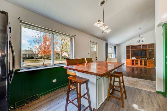 12211 S Harding Avenue, Alsip, IL 60803