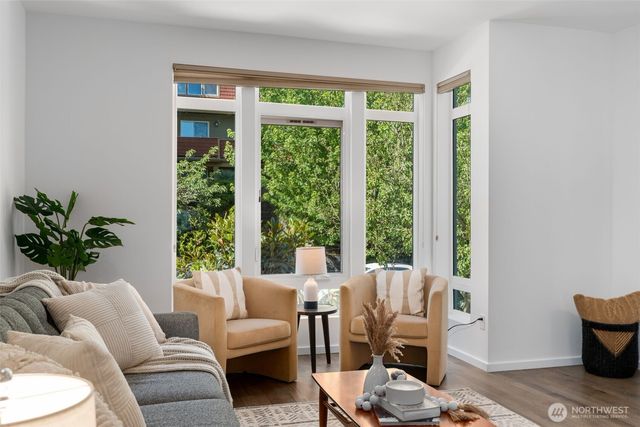 3007 NW 56th Street, Seattle, WA 98107