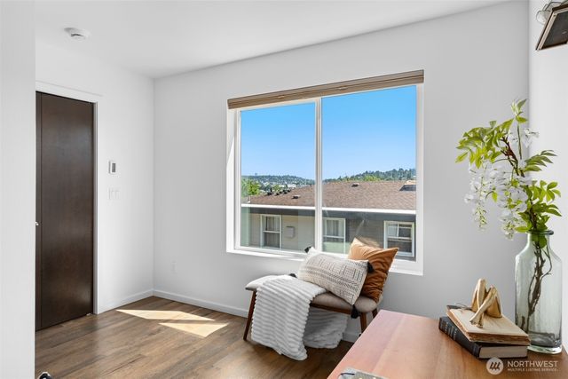 3007 NW 56th Street, Seattle, WA 98107