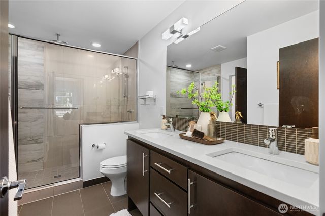 3007 NW 56th Street, Seattle, WA 98107