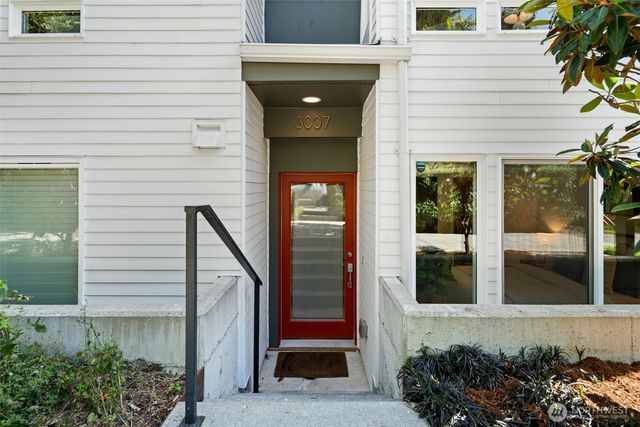 3007 NW 56th Street, Seattle, WA 98107