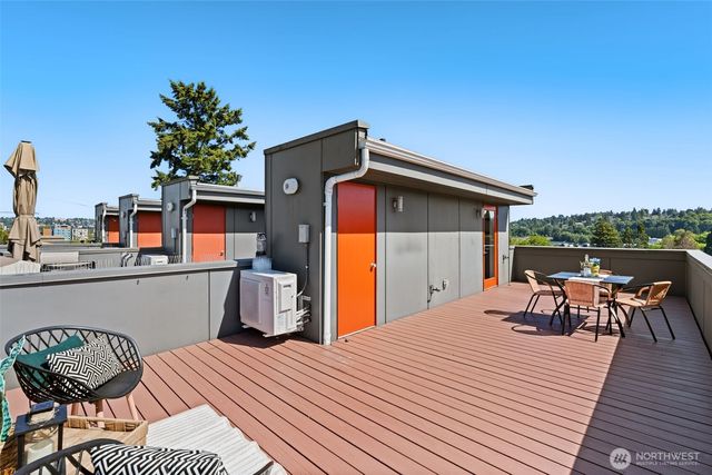 3007 NW 56th Street, Seattle, WA 98107