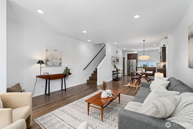 3007 NW 56th Street, Seattle, WA 98107