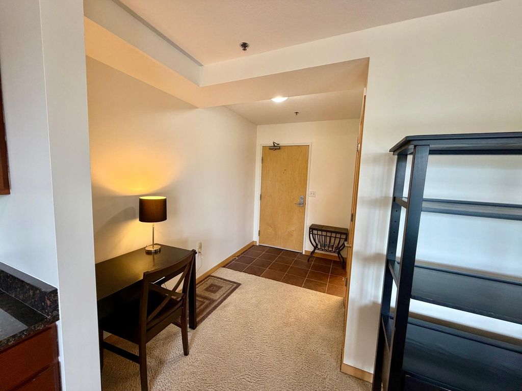 1502 5th Street N 403, Hopkins, MN 55305 — photo 2
