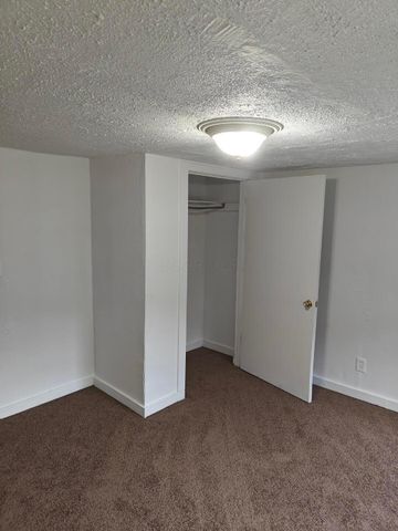 93 Allen Street, Newark, OH 43055