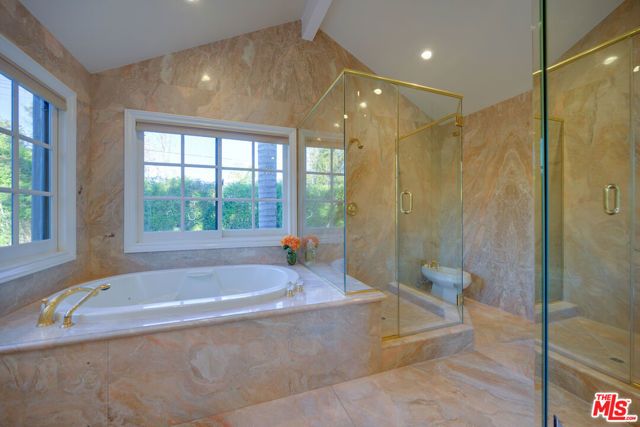 616 N Maple Drive, Beverly Hills, CA 90210
