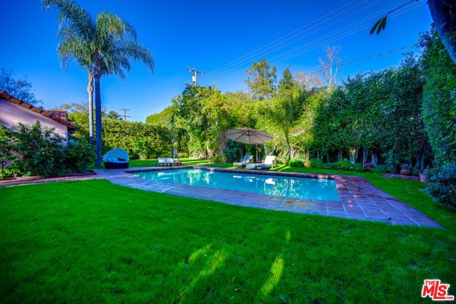 616 N Maple Drive, Beverly Hills, CA 90210