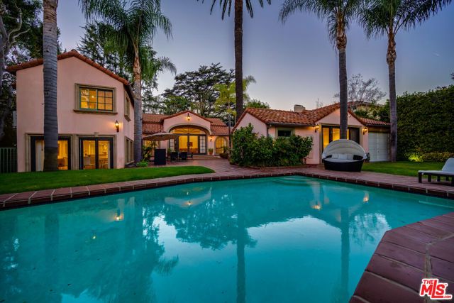 616 N Maple Drive, Beverly Hills, CA 90210