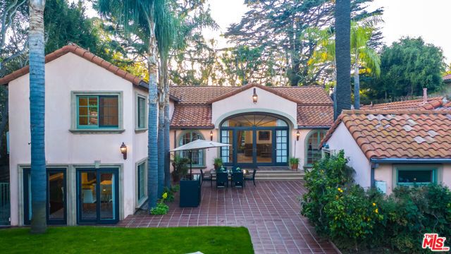 616 N Maple Drive, Beverly Hills, CA 90210