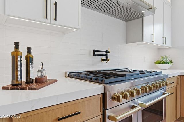 5733 Carell Avenue, Agoura Hills, CA 91301