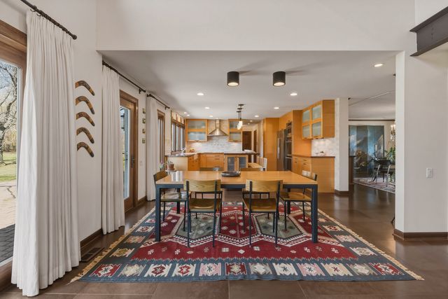 568 Plymouth Drive, Inverness, IL 60067