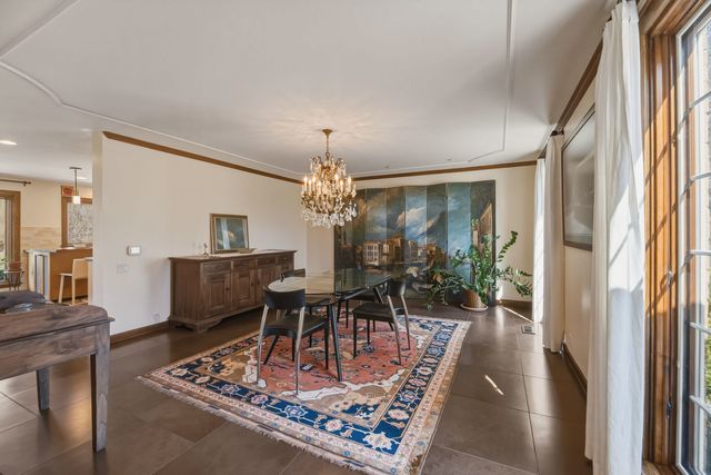 568 Plymouth Drive, Inverness, IL 60067