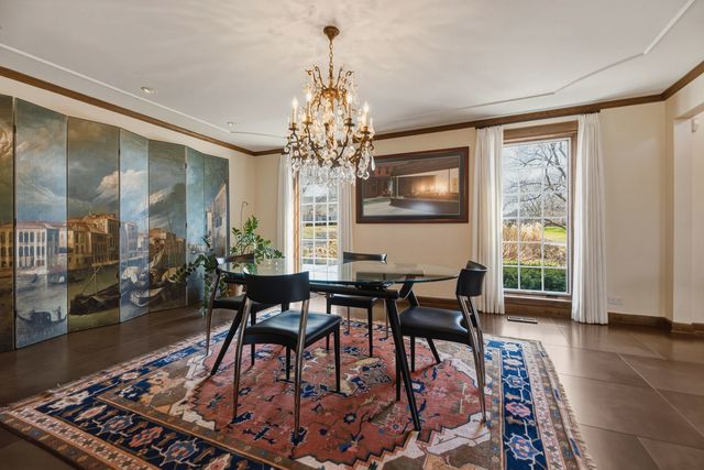 568 Plymouth Drive, Inverness, IL 60067