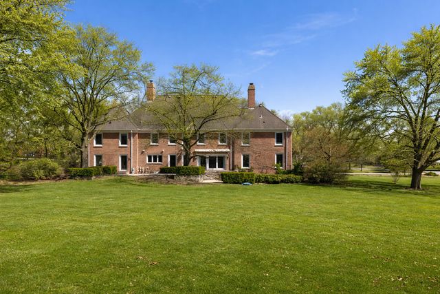 568 Plymouth Drive, Inverness, IL 60067