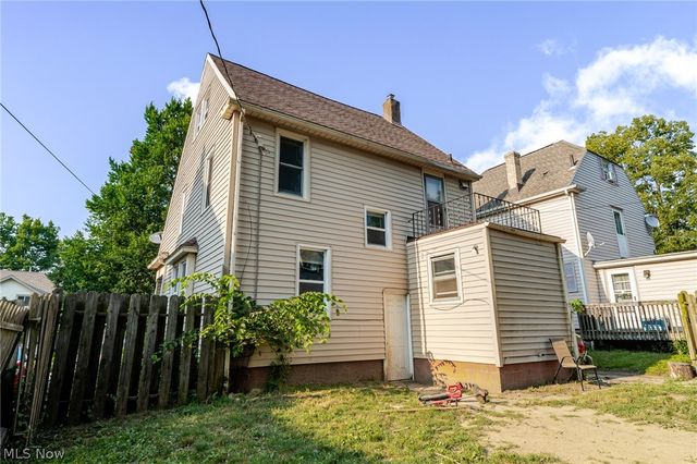 422 Reed Avenue, Akron, OH 44301