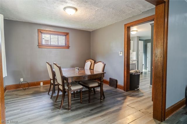 422 Reed Avenue, Akron, OH 44301
