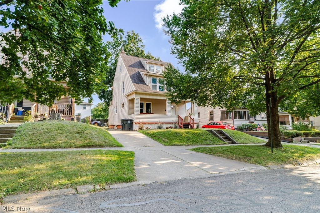 422 Reed Avenue, Akron, OH 44301