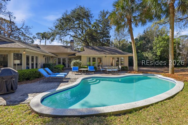 28 Beach Lagoon Road W, Hilton Head Island, SC 29928