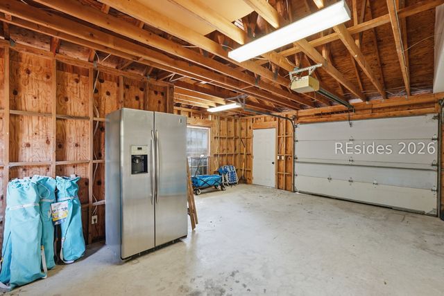 28 Beach Lagoon Road W, Hilton Head Island, SC 29928