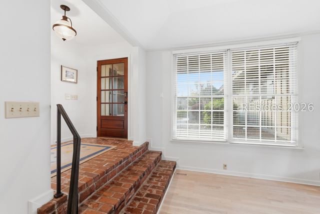 28 Beach Lagoon Road W, Hilton Head Island, SC 29928