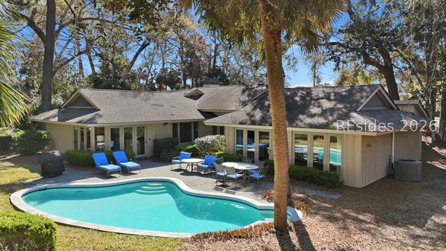 28 Beach Lagoon Road W, Hilton Head Island, SC 29928