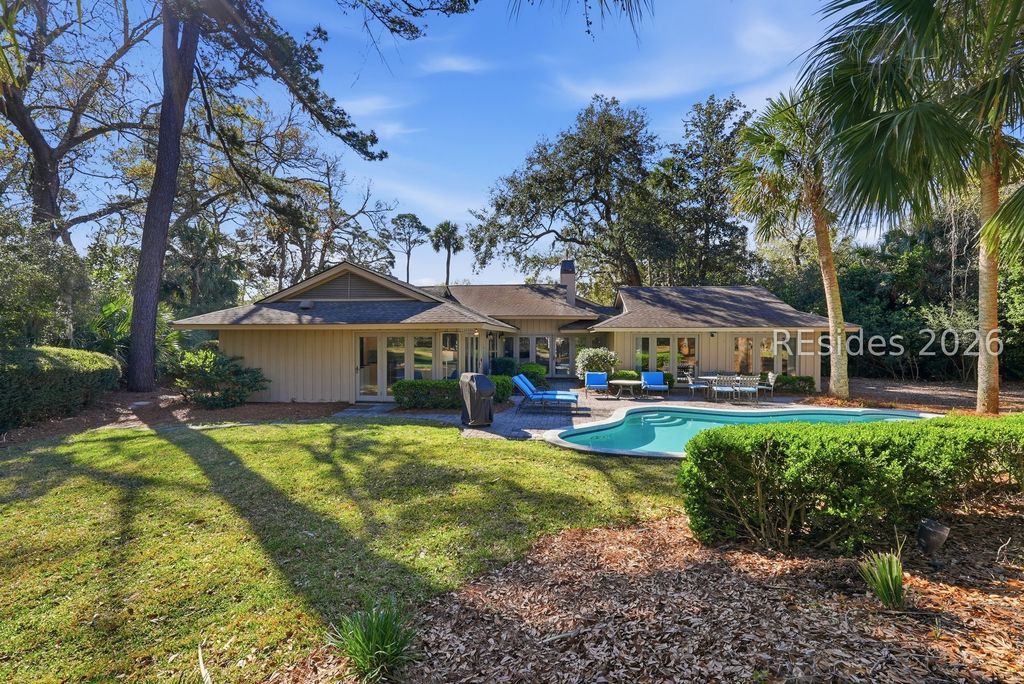 28 Beach Lagoon Road W, Hilton Head Island, SC 29928