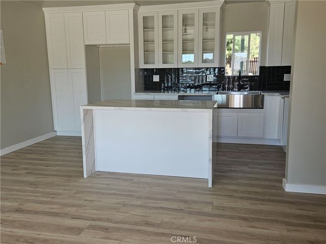 15317 Athol, Fontana, CA 92335