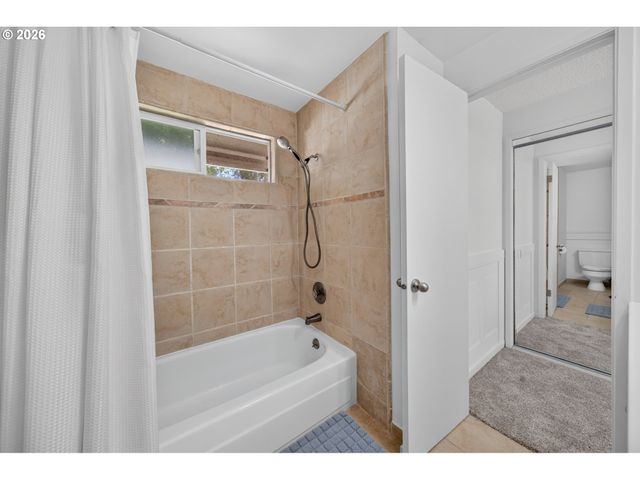 1500 NORKENZIE Rd, Eugene, OR 97401
