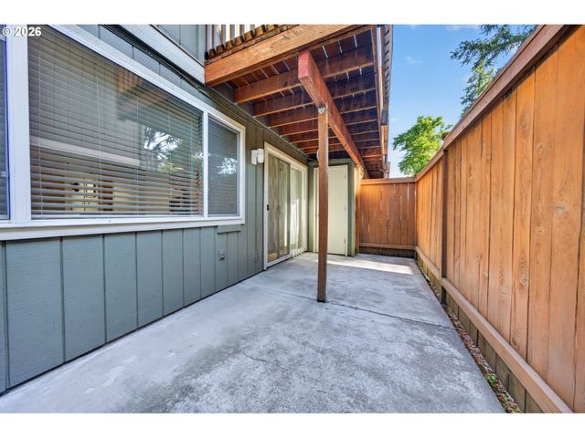 1500 NORKENZIE Rd, Eugene, OR 97401