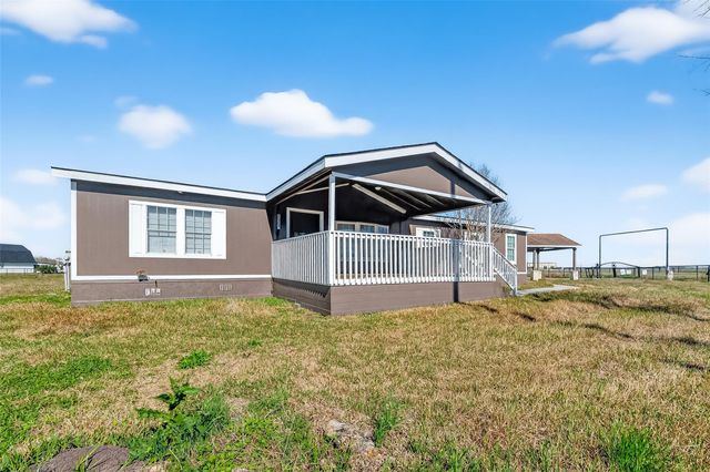 8907 County Road 511, Rosharon, TX 77583