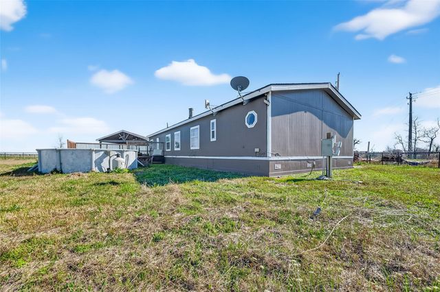 8907 County Road 511, Rosharon, TX 77583