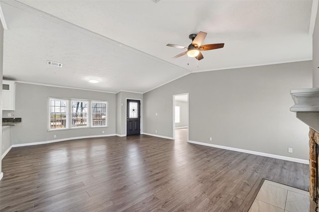 8907 County Road 511, Rosharon, TX 77583