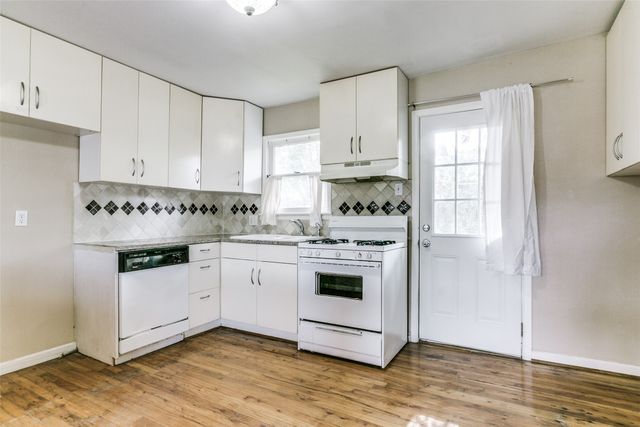 10376 Bel Aire Drive, Dallas, TX 75218