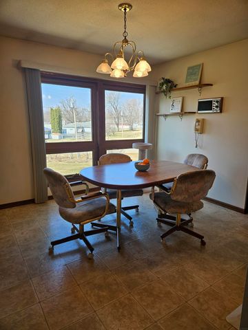 500 7th Ave SE, Oelwein, IA 50662