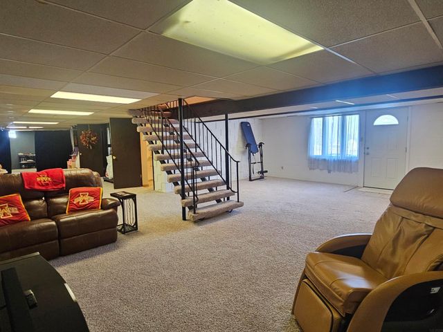 500 7th Ave SE, Oelwein, IA 50662