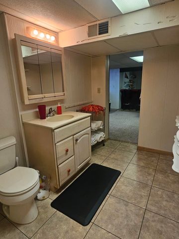 500 7th Ave SE, Oelwein, IA 50662