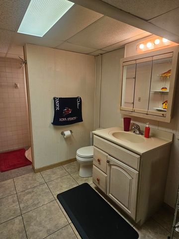 500 7th Ave SE, Oelwein, IA 50662