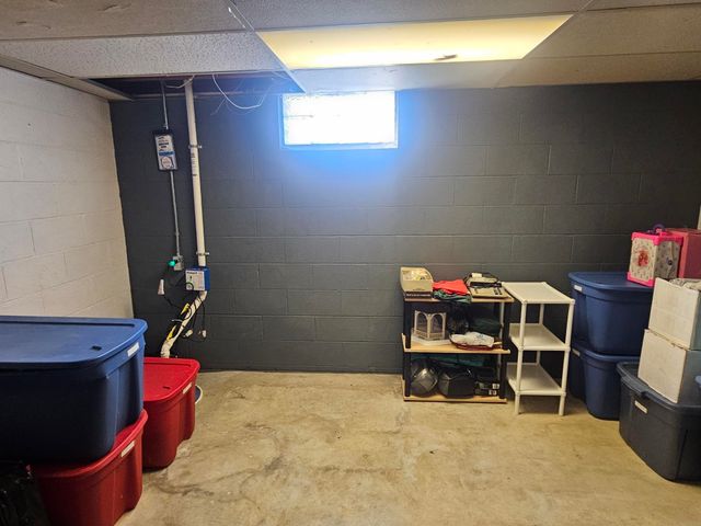 500 7th Ave SE, Oelwein, IA 50662