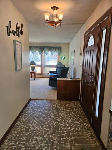 500 7th Ave SE, Oelwein, IA 50662