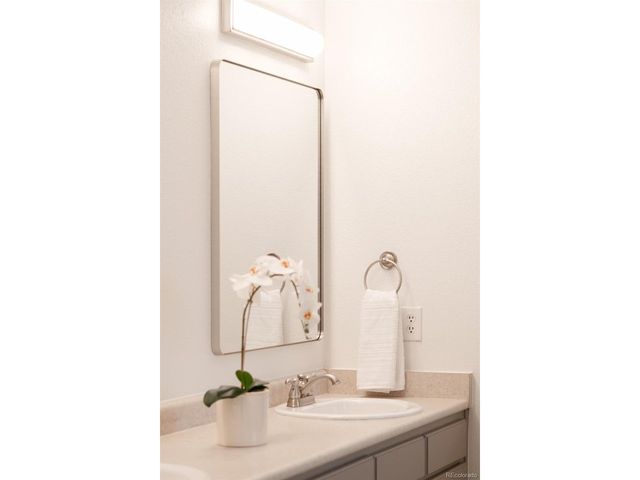 5681 S Catawba Way, Aurora, CO 80016