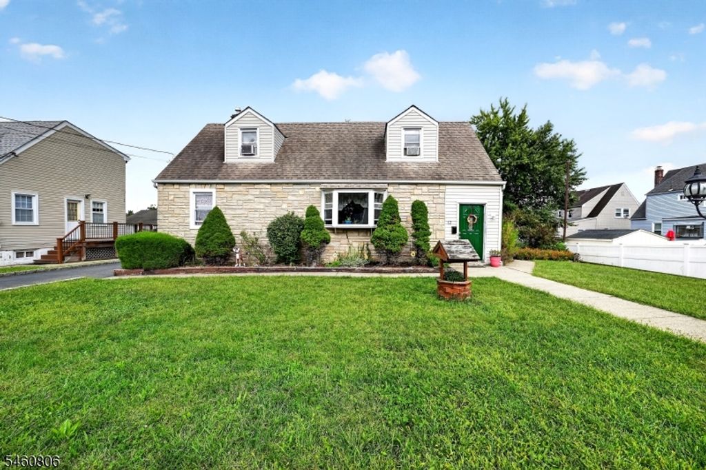 12 Cornell St, Woodbridge Twp., NJ 07001 — photo 2
