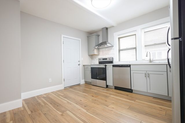 31 Graham St 1, Quincy, MA 02169