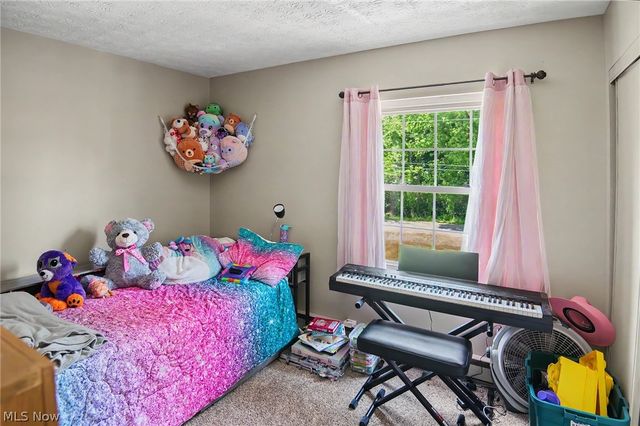 1392 Homestead Drive, East Liverpool, OH 43920